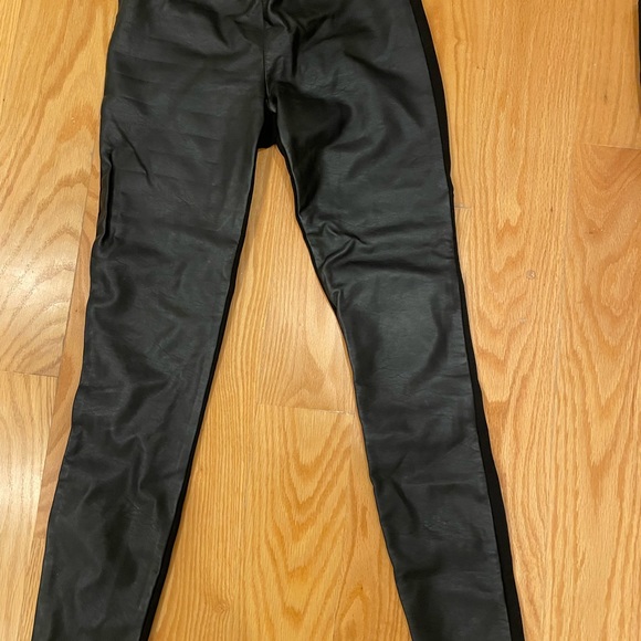Club Monaco faux leather leggings - Picture 4 of 5